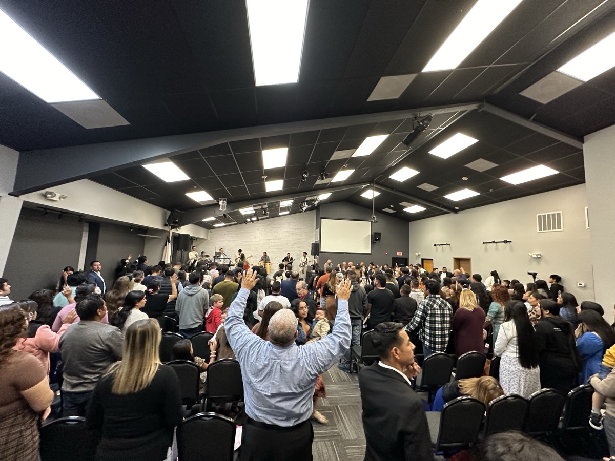 Full congregation